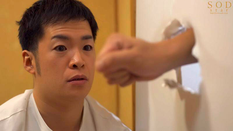 僕の住むアパートの隣室の美人妻は欲求不満だった。夫婦喧嘩で空いた直径10cmの壁穴越しに立ちバックで膣奥を突きまくった密かな不倫関係5日間。 本庄鈴 - サンプル画像 - 4