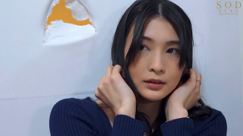 僕の住むアパートの隣室の美人妻は欲求不満だった。夫婦喧嘩で空いた直径10cmの壁穴越しに立ちバックで膣奥を突きまくった密かな不倫関係5日間。 本庄鈴 - サンプル画像 - 5