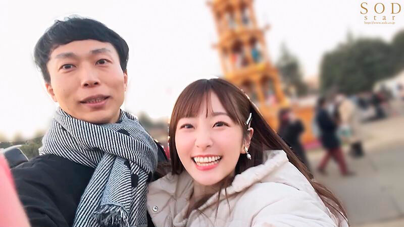 おちんちん大好きなチジョいひかりちゃんが街中どこでも咥えてしゃぶってくれる！超絶倫男くんと青空チンしゃぶデート！ 青空ひかり - サンプル画像 - 2