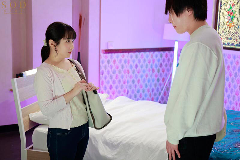 体の相性が最高なコンビニパート主婦Yさんとは休憩2時間のショートタイム密会でも最低3回は射精（だ）せる 矢埜愛茉 - サンプル画像 - 3