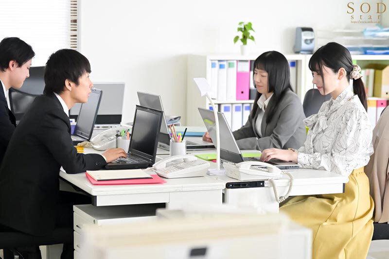 花見の席で意気投合した控えめな女子社員は飲んだら豹変「これで縛られたい…」と願望がエスカレートし手枷・イラマ・PtoMで涙目絶頂する隠れマゾだった！ 彩月七緒 - サンプル画像 - 5