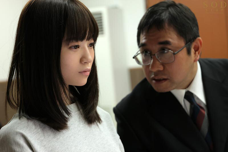 ある日 隠れ巨乳の家出少女がアパートに住みついた 娘のように思っていたがSEXをねだられ 脱いだら最高のカラダで人生で最高に気持ちよくて ヤリまくった日々 天宮花南 - サンプル画像 - 5