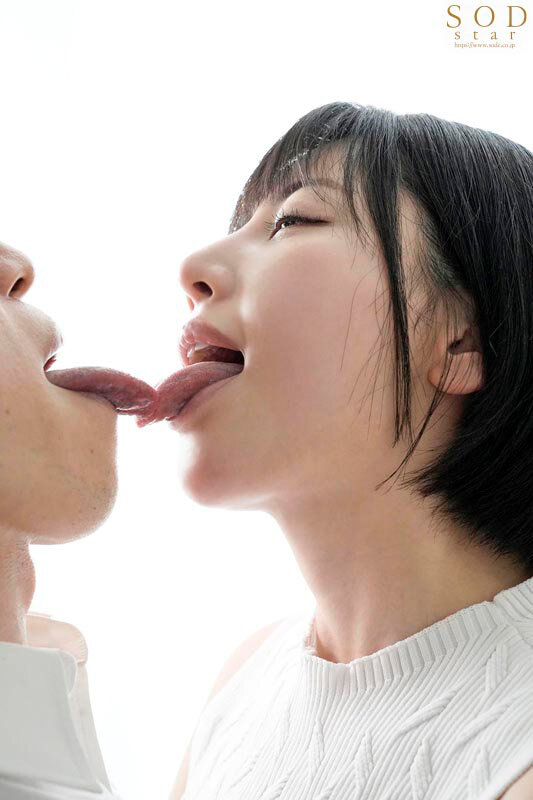 「女性の身体ってこうなってるんだよ？」ミステリアスな美術講師と密なデッサンレッスン 夏目響 - サンプル画像 - 3