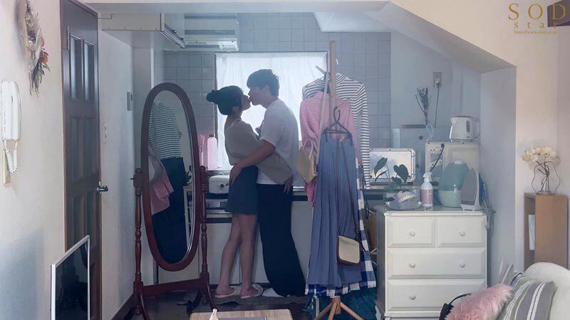 半年間隠し撮りし続けていた隣人就活生（推定 G カップ）が家の前で潰れていたので、介抱のフリをして無抵抗なカラダを臭ツバまみれになるまで舐めまわした。 葵ななせ - サンプル画像 - 7