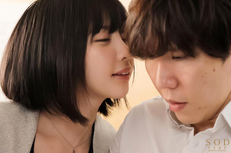 同棲するため物件を内見にきたカップルの彼氏を寝取って生ハメ中出しさせる淫乱巨乳な不動産レディ 夏目響 - サンプル画像 - 4