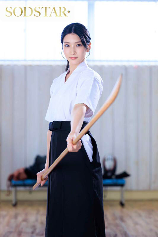凛とした美しき薙刀剣士と密かに恋焦がれていた僕の童貞喪失物語 本庄鈴【特典映像収録】 - サンプル画像 - 3