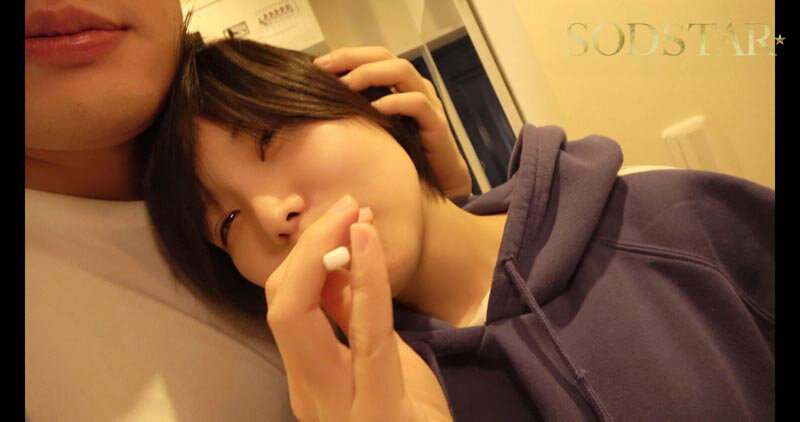 「3日間すっぴんで過ごす彼女と休日4SEX」付き合って1ヵ月の僕らは仕事終わりの金曜日に僕の家の最寄り駅で待ち合わせをして、初めてお泊りをした。翌日彼女は帰る予定だったけど、まだずっとそばにいたくて、週末はずっと僕の家でSEXをしていた。そんな何の変哲… 柴崎はる - サンプル画像 - 16