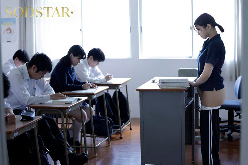 婚期逃した口うるさい●校教師は、授業中の校内露出が趣味なド変態です。生徒たちに趣味が見つかり猿みたいに交尾させられ雌としての本能を思い出す。 唯井まひろ - サンプル画像 - 8