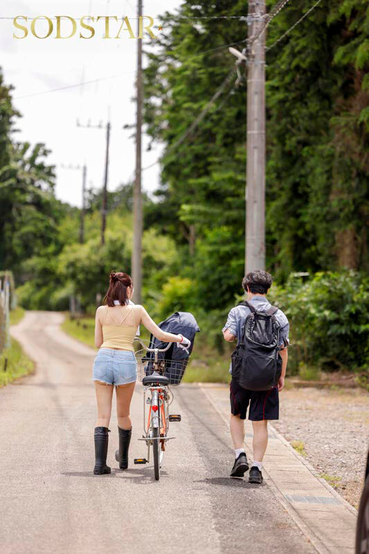 都会の生活に疲れた僕が一人旅で訪れたド田舎で、女神みたいな巨乳美女に全肯定されながら何度も何度も射精した夢みたいな一週間。 唯井まひろ - サンプル画像 - 11