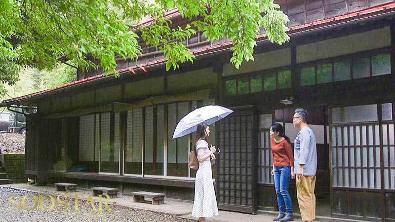 3日後にウェディングドレスを着る従姉 婚前最後の帰省中貸したままだった僕のタンクトップを着ている姿に15年募らせていた欲望が暴発した2日間 本庄鈴 - サンプル画像 - 3