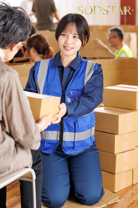 【性処理救助】避難生活で正義感あふれる災害レスキュー隊員が救助の一環として、集団中出しを受け入れるまでの1か月間 柴崎はる - サンプル画像 - 2