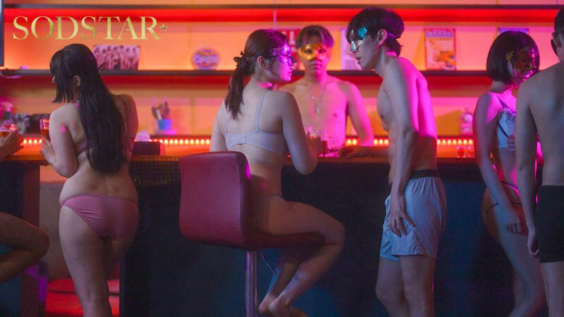 ハプバーでSEXをしたのは親友の旦那。もっと責めたい女と責められたい女…正反対の人妻二人が快楽堕ちして夫婦交換スワッピング4Pする仲になるまで。 青空ひかり 神木麗 - サンプル画像 - 6