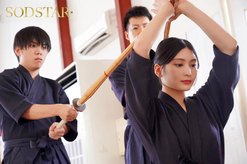 無表情な剣道の女師範 その凛とした佇まいからは想像出来ないほど弟子たちに甘く’チン媚び’目線で何度でもヌイてくれる 本庄鈴 - サンプル画像 - 7
