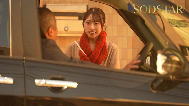 車中不倫 こんなオジサンでも娘の幼なじみ（19）にコクられて付き合うことになっちゃった！年の差なんと31歳！自宅ガレージで唾液を絡ませ汗ダクでちちくりあう 天神羽衣 - サンプル画像 - 3