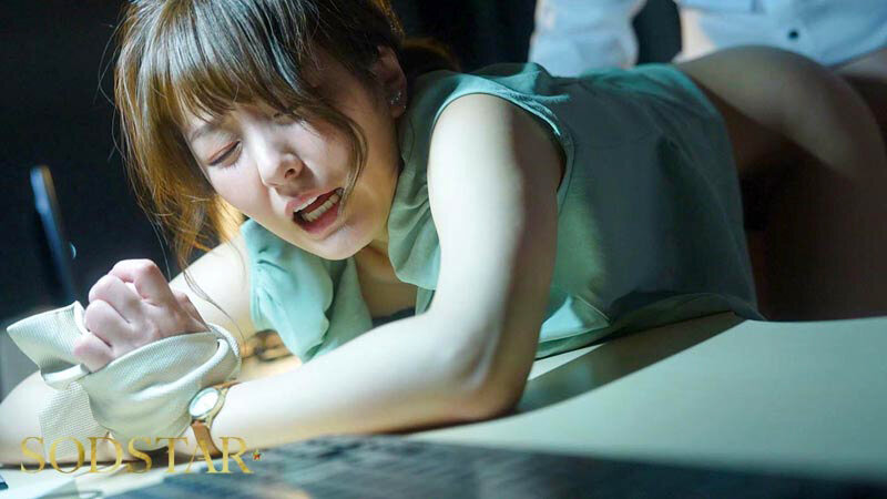 苦手な同僚と飲み会帰りに勢いでワンナイトしてしまったら膣奥フィットするチ〇ポの相性が良すぎて人生最高の絶頂感を味わってしまい…全然好きじゃないのにおかわりセックスしまくった 青空ひかり - サンプル画像 - 9