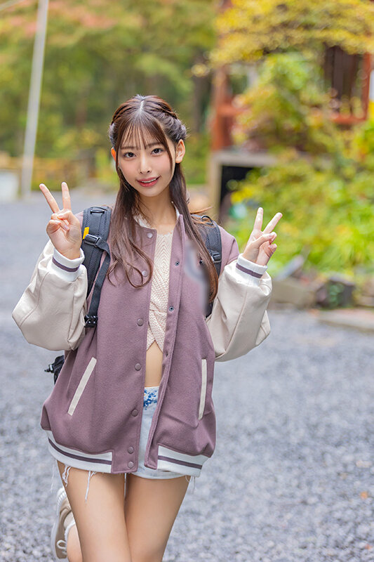 膣汁を精液に置換！パンチラで男性視聴者を誘惑するソロキャン女子インフルエンサー就寝中にテントにこっそり入って添い寝しても最後は中出しまでヤらせてくれる - サンプル画像 - 11