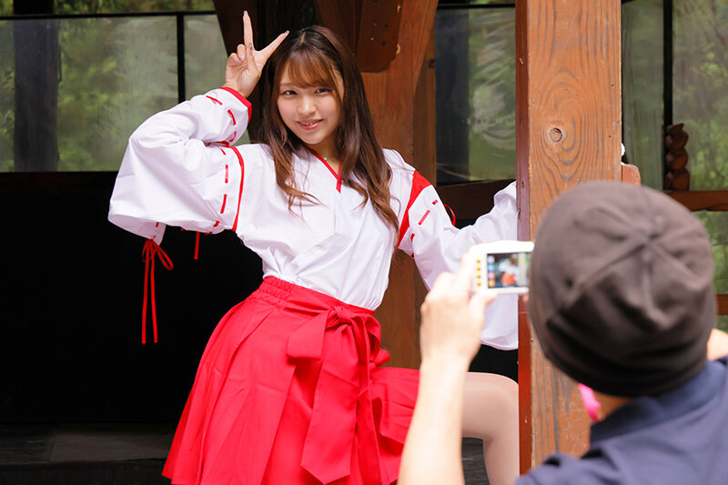 野外撮影会痴●人気コスプレイヤーの弱みに付け込んでセクハラ羞恥写真撮影 強●透け乳首＆無理やり大量中出し追い撃ちアクメ - サンプル画像 - 6