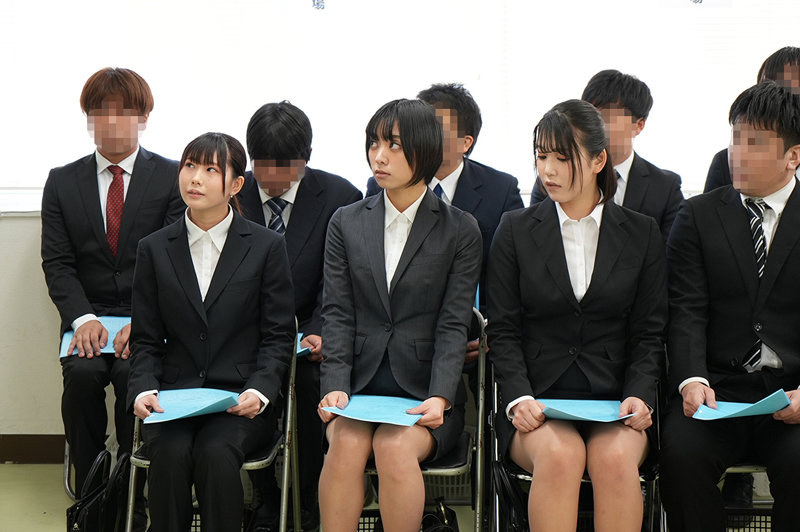 羞恥 コロナ禍就職難で行われた会社への忠誠心が試される男女混合 内定者検診 2022 - サンプル画像 - 1