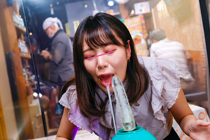 羞恥！彼氏連れ素人娘をマシンバイブでこっそり攻めまくれ！23 素人VSマシンバイブ 激安居酒屋にマジックミラー特設スタジオを設置彼氏と毎日好（ハオ）ハオセックスしてる夏休み中リア充女子大生編 - サンプル画像 - 10