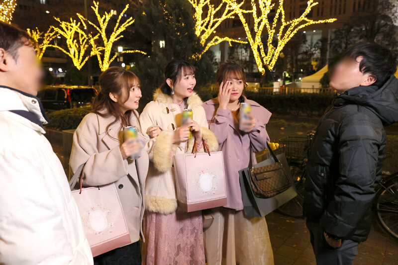 イブに結婚式なんてサイテー！逆ギレ独身・自称バチェロレッテがナンパしてきたハイスぺリーマン食い散らかし『孕ませて（ハート）』中出し懇願16射精！ - サンプル画像 - 17