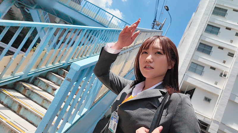 ピタパンOLアナルを即クンニ！内見中の肛門クンニが忘れられないデカ尻不動産レディが新居に押しかけて来たので、むれ匂うパンツスーツ尻穴を舐めほじって中出ししてあげた わか菜ほの - サンプル画像 - 1