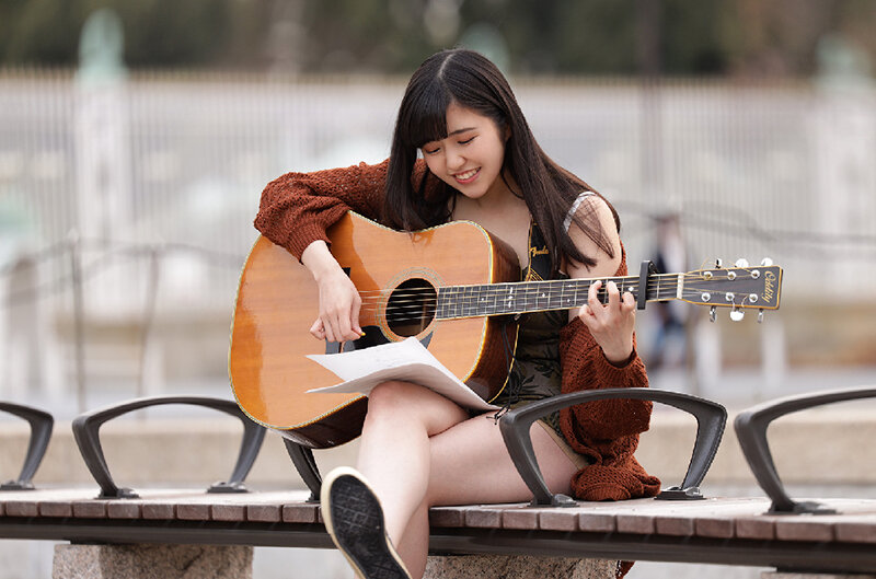 都内各地で活動中！シンガーソングライターの巨乳の彼女にメジャーデビューをほのめかし本人説得して映像化！AV出演させちゃいました。 - サンプル画像 - 17