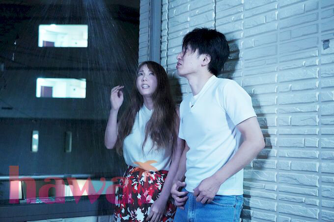 雨の日に濡れた身体で欲情しまくる人妻 波多野結衣 - サンプル画像 - 15