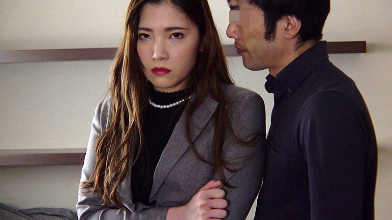 秘書in...（脅迫スイートルーム） 美波沙耶 - サンプル画像 - 1