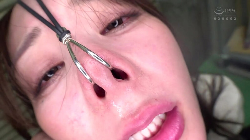 わたしの豚ヅラ、見てください。 足立友梨 - サンプル画像 - 10