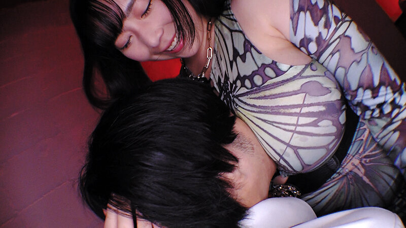 その乳、凶暴なり。ドメスティックな肉漬けおっぱいで男の人生終わらせるド発情痴女 吉根ゆりあ - サンプル画像 - 3