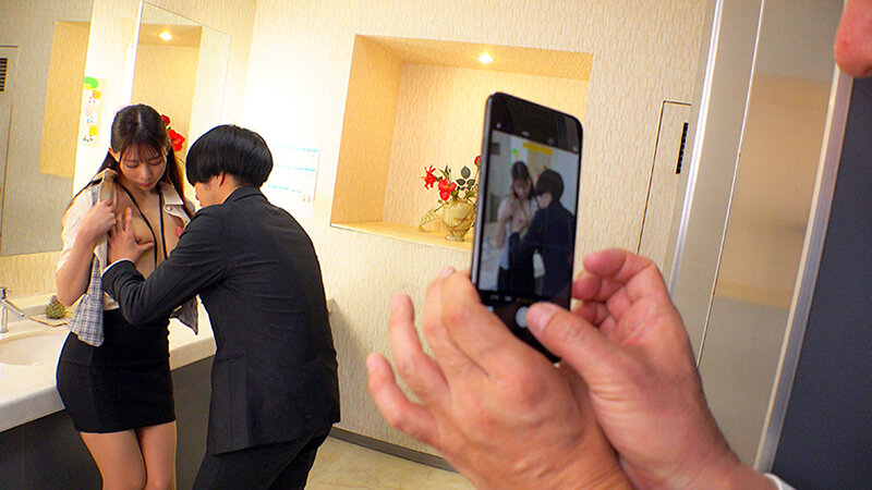 執拗な乳首ハラスメントに不覚にもマ●コびちょ濡らしたオフィスレディー - サンプル画像 - 15