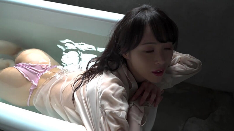 上田紗奈 The 1st NUDE - サンプル画像 - 13
