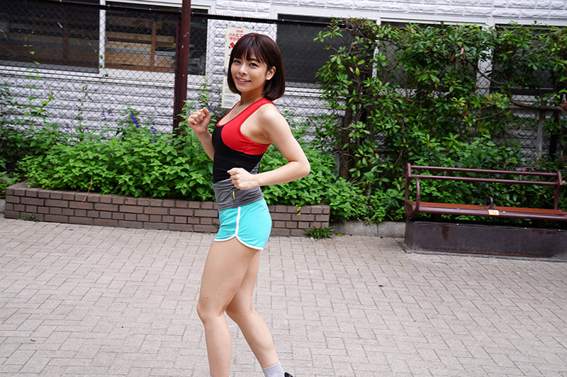 美女たちの足裏をふやけるまで舐めたい！VI ランニングシューズ編 - サンプル画像 - 1