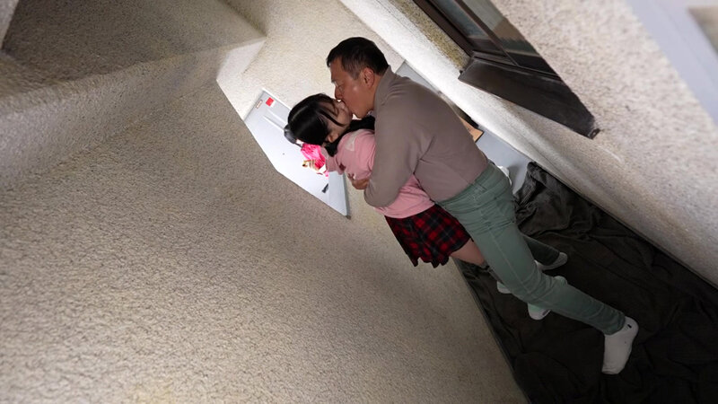 アングラ美少女風俗闇市団地 めいさ・ひなの・はな - サンプル画像 - 8