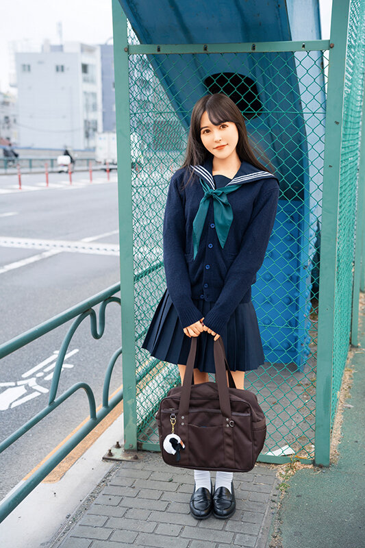 セーラー服の肉便器 12人のうら若き女子校生とセックス4時間 - サンプル画像 - 4