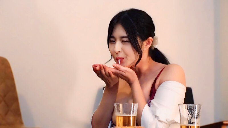 二次会後フラフラになった熟女OLを自宅へ連れ込み熟れた豊満な身体に朝方まで中出しセックス - サンプル画像 - 10