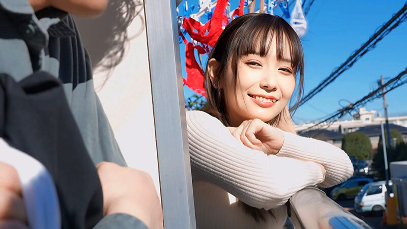 いつも綺麗で可愛い隣の若妻は昼間は天使、夜は淫乱！壁の向こうから聞こえる喘ぎ声に勃起しまくる僕、ある日思いを伝えたら旦那が出張中はいつも僕の部屋でSEXしまくった！笹倉杏 - サンプル画像 - 13