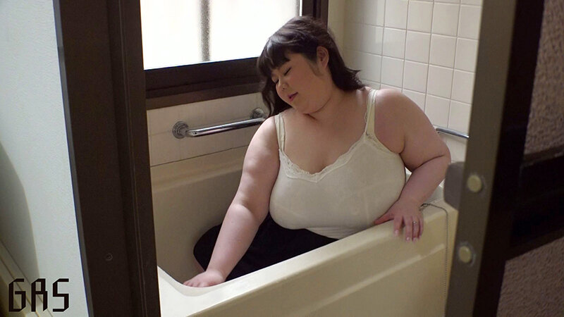 若妻デカブラマニアックス 義母はやりマンパイズリで有名なLカップの後輩だった 姫野ももな - サンプル画像 - 1