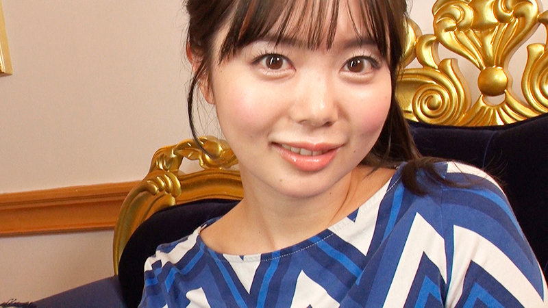 竿を喉奥に咥え込みながら顔動かさずに舌で亀頭かき混ぜ続けるフェラチオ - サンプル画像 - 3