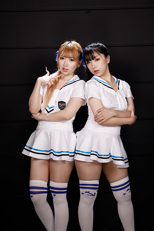 最狂超舌タッグ結成！アナル舐めの女王《涼花くるみ》×ブレーキの壊れた淫乱ビッチ《みひな》！！ - サンプル画像 - 20
