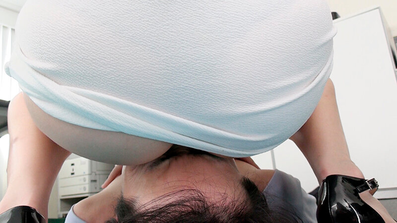 顔騎乳首弄りで上半身支配されながら睾丸亀頭同時責めで下半身支配され続ける3P官能性感 - サンプル画像 - 15