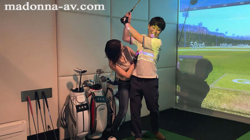 『きっとキミは、今日1日で私を好きになる。』 大人の色気ムンムン【女上司】と冴えない【後輩クン※彼女あり】の野外KISS囁き寝取りデート 吉澤友貴 - サンプル画像 - 3