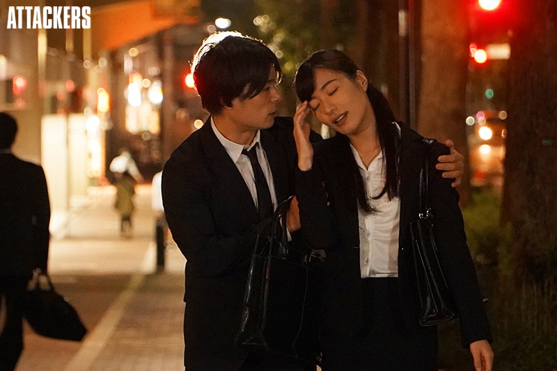 都合の良い女でいい。 意識が飛ぶほど激しく乱れた夜、私は既婚上司を好きになってしまった。 由愛可奈 - サンプル画像 - 12