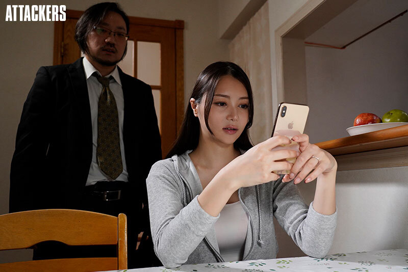 妻のスマホを覗いたら、俺の同級生と不倫していた。 白峰ミウ - サンプル画像 - 10