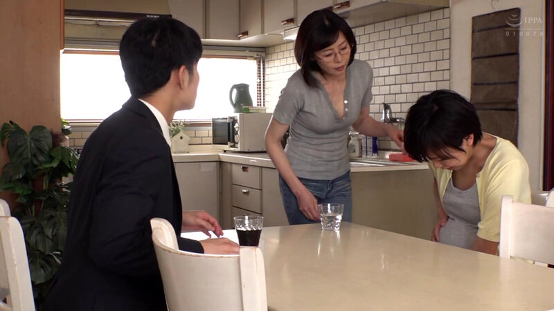 あの時、お義母さんに誘われて… 竹内梨恵 - サンプル画像 - 1