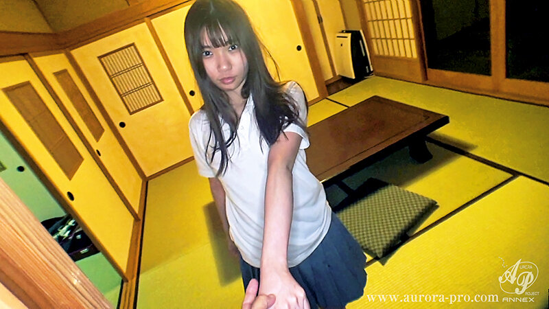 純朴美少女との唾液が糸引き、愛液飛び散る変態お泊りセックス。 樋口みつは - サンプル画像 - 4