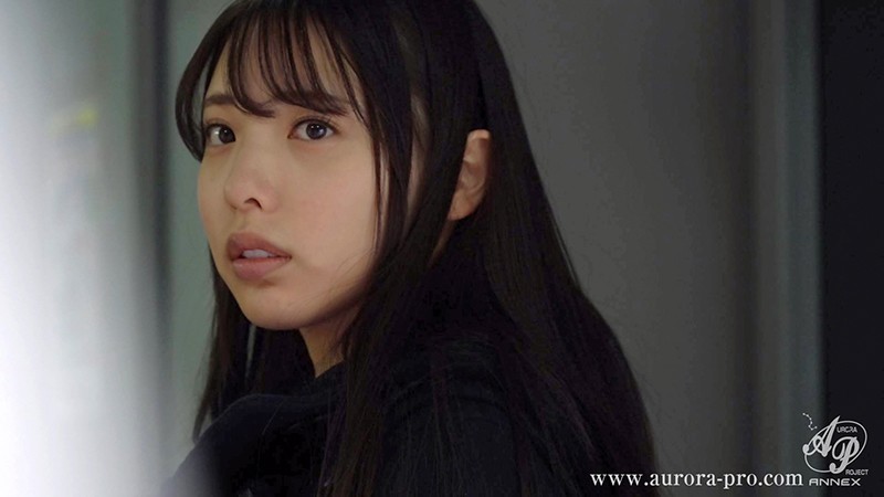 下卑た小父様たちに輪されるって蕩けちゃう…。 白桃はな - サンプル画像 - 11
