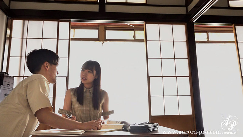ずっと好きだった憧れの彼女の本当の姿… 僕の目の前で、知り合いのオジさん達とヤリまくる、ちょっと壊れた真正ビッチだった… 高山すず - サンプル画像 - 10
