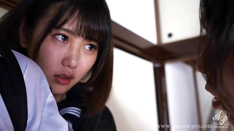 まだキスさえしていない彼氏の目の前で... 児玉れな - サンプル画像 - 11