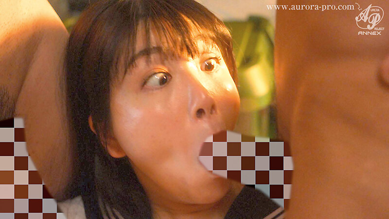 中年チ〇ポ偏愛女学生 オナバレから始まる、ずっと好きだったおじさん達とのとろける中出しセックス 真白ふわり - サンプル画像 - 19